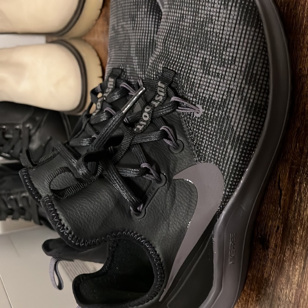 Nike free - Picture 2 of 3